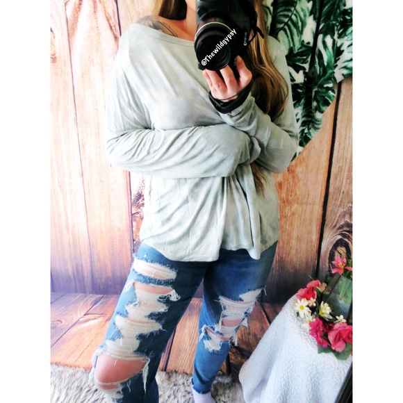 NWT | American Eagle Ultra soft long sleeve 🌿 - Picture 4 of 8